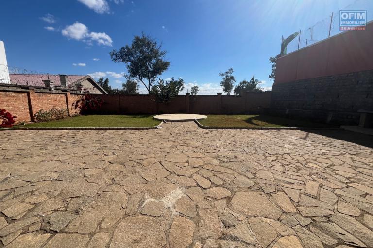 Une maison F6 à Andranovelona Ilafy
