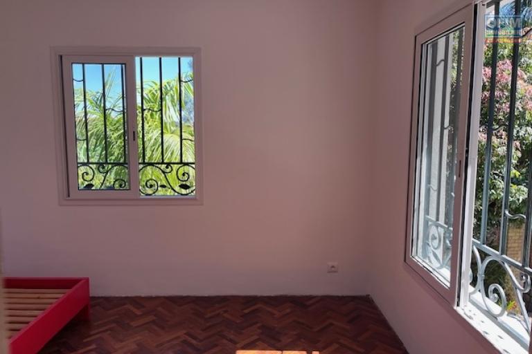 Une villa F5 dans un quartier calme &agrave; Mahabo Andoharanofotsy