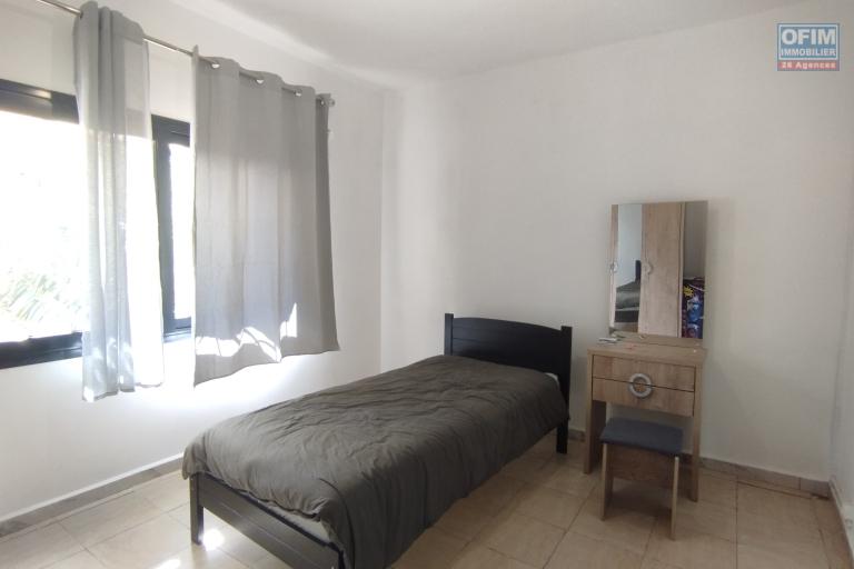 A vendre une villa F5 située à Ambatolampy Tsimahafotsy proche d'Ivato🏡