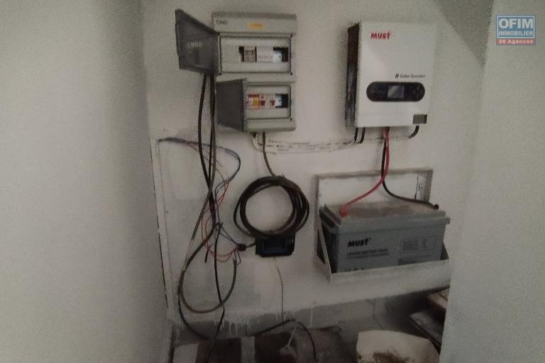 A vendre une villa F5 située à Ambatolampy Tsimahafotsy proche d'Ivato🏡