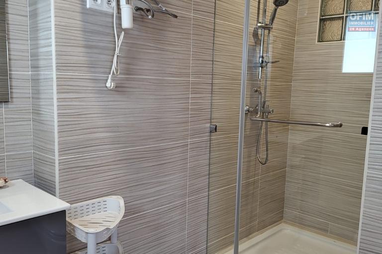 Un appartement T3 meubl&eacute; &agrave; Soavimbahoaka