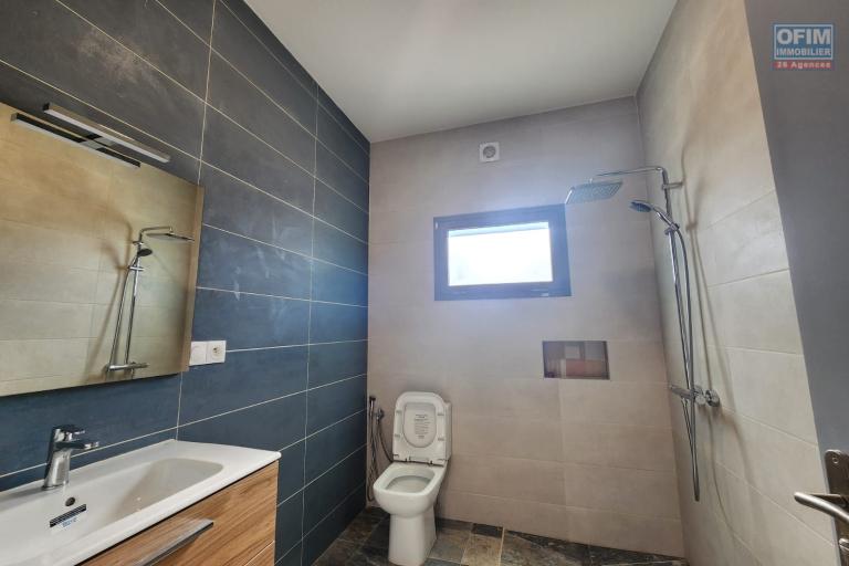 &Agrave; louer - APPARTEMENT NEUF T4 DE STANDING SITU&Eacute; &Agrave; TANJONDAVA TALATAMATY