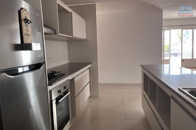 A LOUER une villa F5 dans un quartier r&eacute;sidentiel &agrave; Androhibe