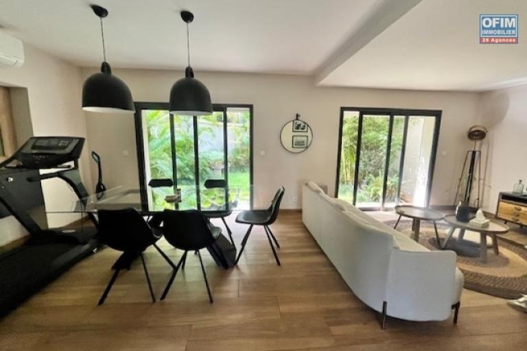 Une villa F3 meubl&eacute;e &agrave; Mhatony Tsarasaotra