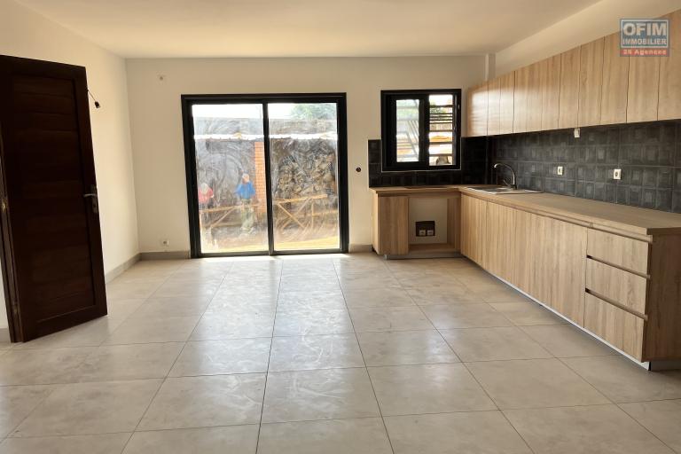 A louer des appartements T3 neufs de standing pr&egrave;s de toutes les commodit&eacute;s &agrave; Talatamaty