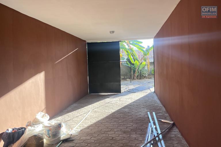 Une maison F6 avec jardin am&eacute;nag&eacute; &agrave; 4mn de la route principale sur By Pass
