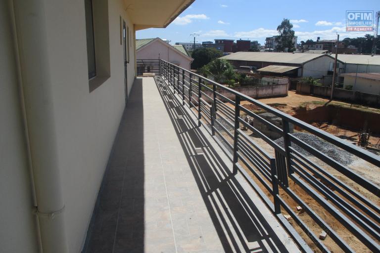 &Agrave; vendre un appartement neuf de type T3 avec vue panoramique &agrave; Talatamaty