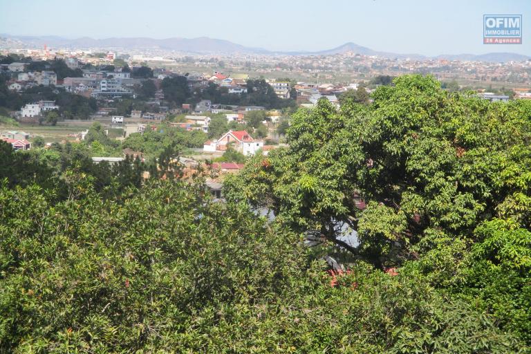 &Agrave; vendre un appartement neuf de type T3 avec vue panoramique &agrave; Talatamaty