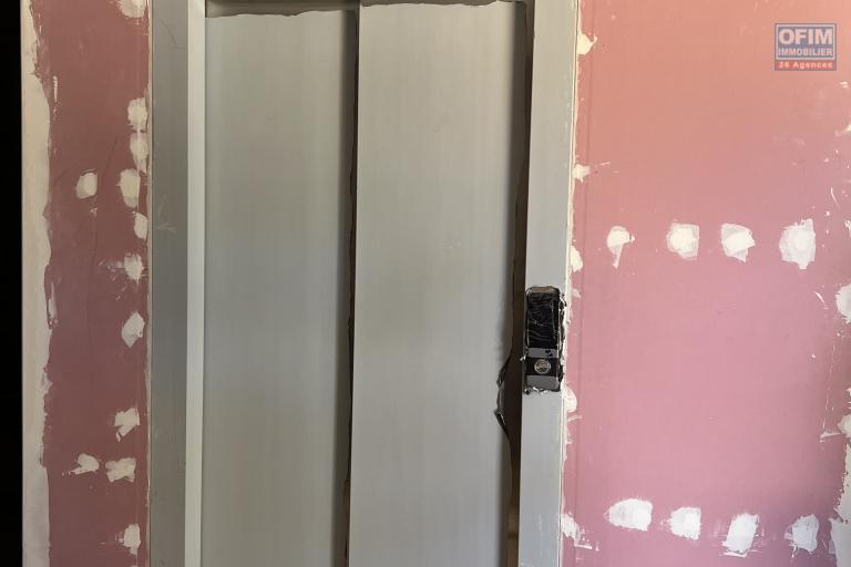 &Agrave; vendre un appartement neuf de type T3 avec vue panoramique &agrave; Talatamaty