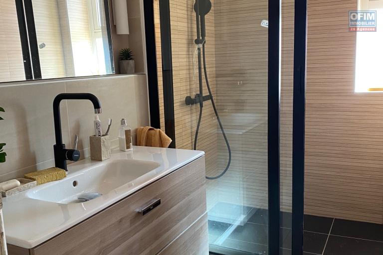 A louer un appartement T3 meubl&eacute; et s&eacute;curis&eacute; &agrave; Antsahavola