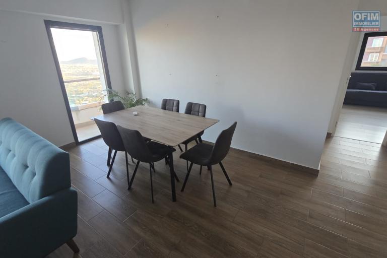 Un appartement T3 meubl&eacute; s&eacute;curis&eacute; sur la haute ville &agrave; Ambohipotsy