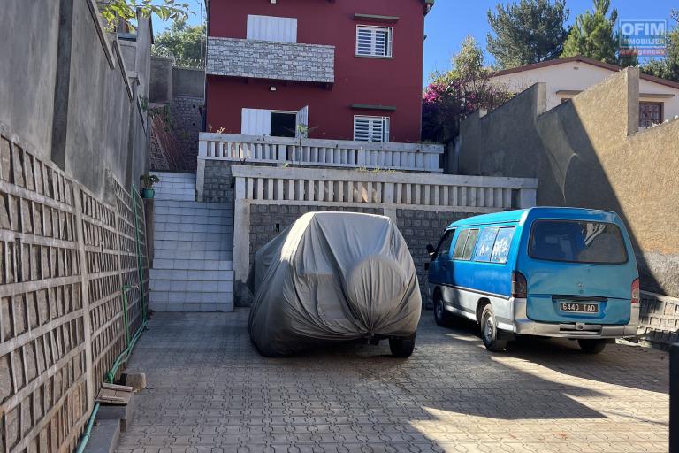 &Agrave; LOUER &ndash; Villa neuve en duplex &agrave; Imerimanjaka Ambohijanaka. PRIX EN BAISSE
