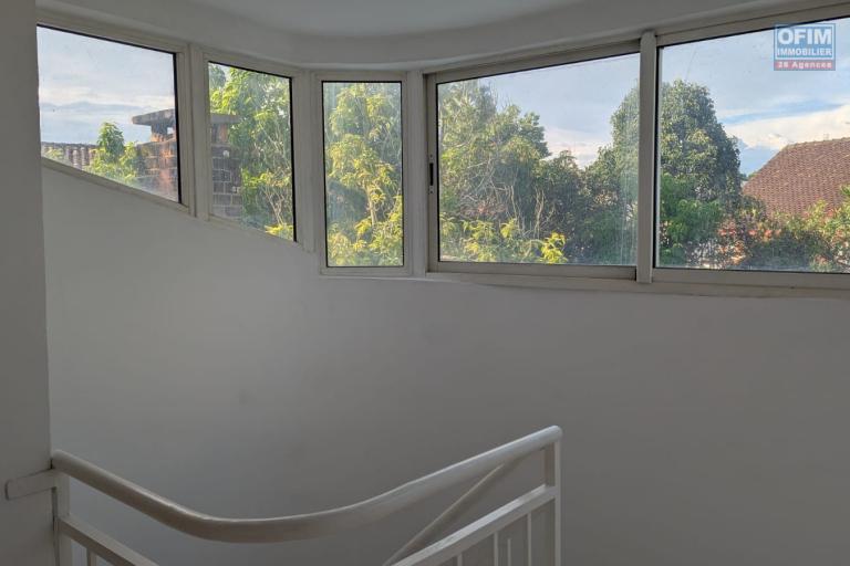 Une villa F5 dans une r&eacute;sidence &agrave; Ivandry