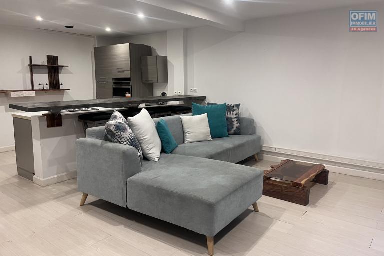 Un appartement T2 meubl&eacute; s&eacute;curis&eacute; au rez de jardin &agrave; Ivandry