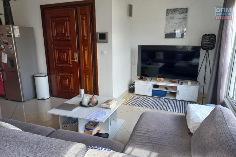A r&eacute;server pour Septembre un appartement T3 meubl&eacute; dans une r&eacute;sidence s&eacute;curis&eacute;e &agrave; Ambatobe