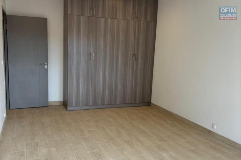 Un grand appartement T5 &agrave; Mahatony Ivandry