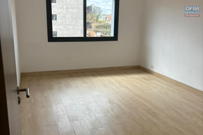 Un grand appartement T5 &agrave; Mahatony Ivandry