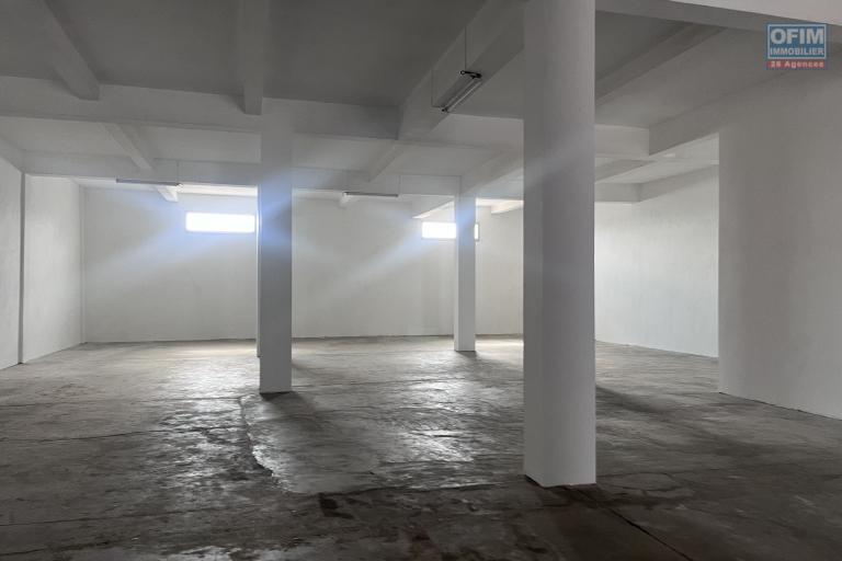 11 annonces immobili&egrave;res d'entrep&ocirc;ts &agrave; louer