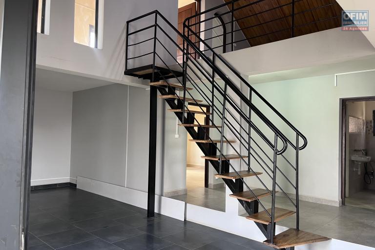 Une villa F5 neuve &agrave; Ilafy Antsampandrano