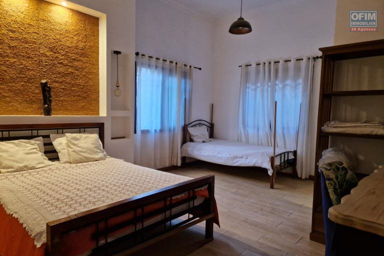 Une villa F4 meubl&eacute;e avec piscine &agrave; Analamahitsy Ilafy