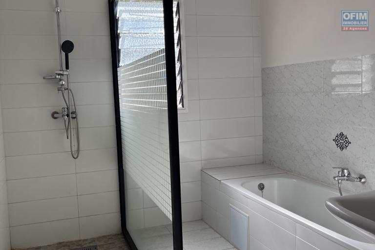 Une villa F5 avec jardin &agrave; Androhibe