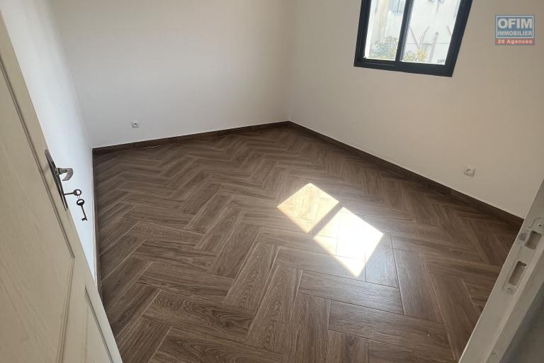 À LOUER – IMMEUBLE RÉSIDENTIEL À ANALAMAHITSY PARK