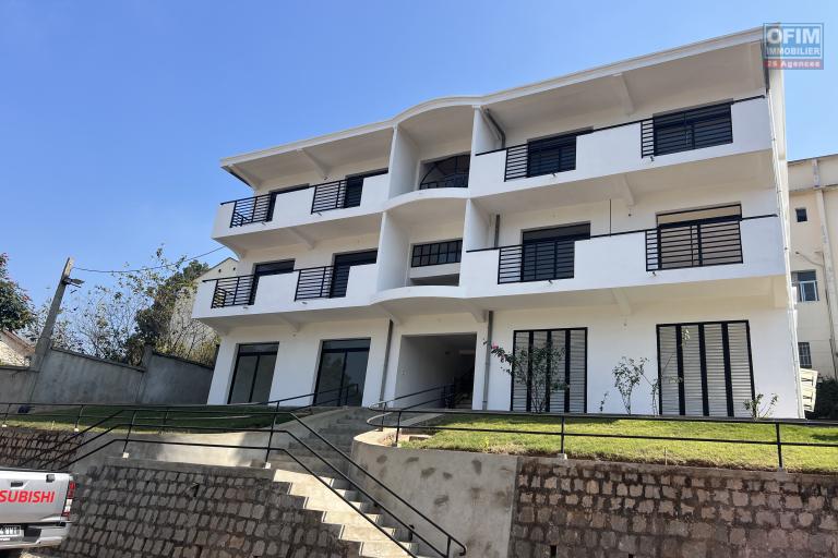 2 annonces Immeubles &agrave; louer