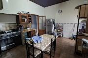 Occasion à saisir!! Prix en baisse!!! pour une propriété de 1870m2 avec une villa F6 et un bâtiment de 3 étages au tarif sacrifié sur Anosy Avaratra.