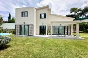 Une villa moderne F5 dans une r&eacute;sidence s&eacute;curis&eacute;e &agrave; Ambatobe