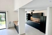 Une villa moderne F5 dans une r&eacute;sidence s&eacute;curis&eacute;e &agrave; Ambatobe