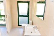 Un immeuble sur 3 niveaux &agrave; usage bureau &agrave; louer &agrave; Antasahavola