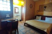 A vendre, un immeuble R+4 en bord de route principale à Ankazotokana Antananarivo