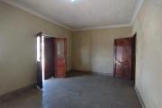 A louer, un grand appartement de 150 m2 au 4 &egrave;me &eacute;tage &agrave; Andrefan'ambohijanahary Antananarivo