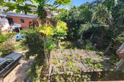 A VENDRE - Une propri&eacute;t&eacute; avec 2 maisons &agrave; r&eacute;nover &agrave; Antanetibe Ivato pr&egrave;s de PAON D'OR