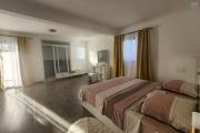 A LOUER - Une villa de standing meubl&eacute;e &agrave; &eacute;tage de type F5 situ&eacute; &agrave; Ambohinambo Talatamaty non loin SUPER U