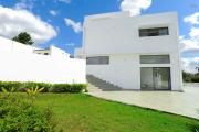 Vente d'un villa F4 neuve d'architecture moderne sur un terrain de 1 259 m2 &agrave; Ilafy Antsapandrano