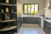 Une villa F3 meubl&eacute;e &agrave; Mhatony Tsarasaotra