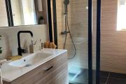 A louer un appartement T3 meubl&eacute; et s&eacute;curis&eacute; &agrave; Antsahavola