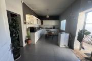 A vendre charmante maison avec grand jardin à Amborompotsy, Baisse de prix!