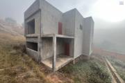 À VENDRE – Villa R+1 en cours de construction avec vue panoramique à Imerinkasinina