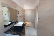 À LOUER – Superbe appartement meublé de haut standing à Ambohinambo