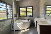 Trois villas neuves en copropri&eacute;t&eacute; avec une piscine &agrave; Ambatobe