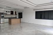 Trois grands appartements T5 neufs et lumineux &agrave; Mahazoarivo
