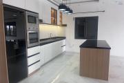 Trois grands appartements T5 neufs et lumineux &agrave; Mahazoarivo