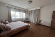 Vente d'une villa F6 meubl&eacute;e de standing &agrave; Iavoloha Mandrimena