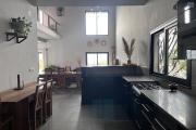 Un grand appartement T5 en duplex meubl&eacute; &agrave; Ambohitrarahaba