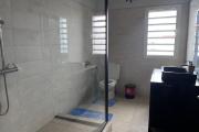 Un grand appartement T5 en duplex meubl&eacute; &agrave; Ambohitrarahaba