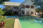 Une villa F6 avec piscine &agrave; Androhibe