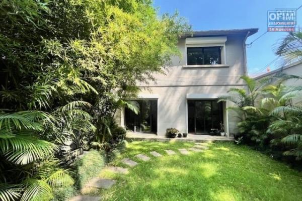 Une villa F3 meubl&eacute;e &agrave; Mhatony Tsarasaotra