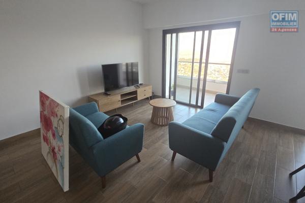 Un appartement T3 meubl&eacute; s&eacute;curis&eacute; sur la haute ville &agrave; Ambohipotsy